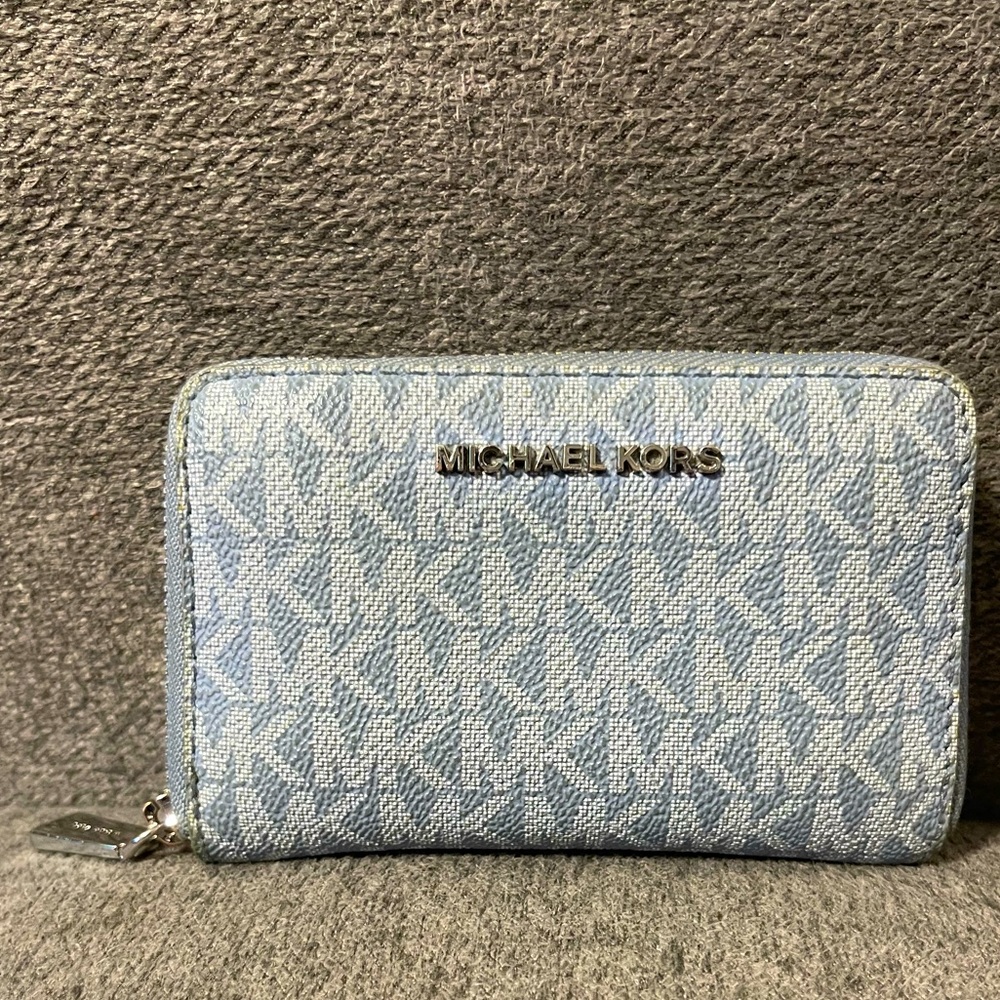 MICHAEL Michael Kors Small Logo Wallet